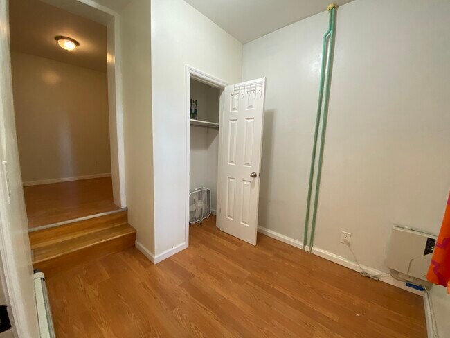 Building Photo - 236 2nd St