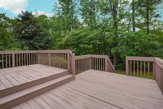 Building Photo - 1125 Old Forge Dr