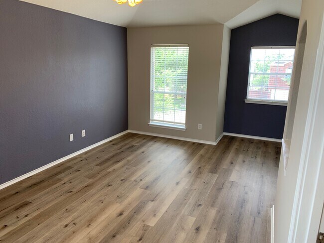 Building Photo - 10219 Roseangel Ln