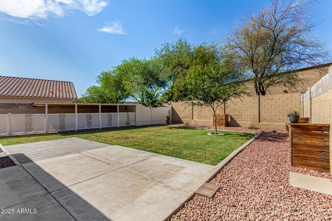 Building Photo - 8382 W Mary Ann Dr