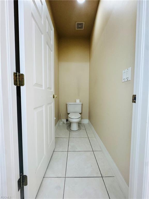 Building Photo - 7930 Sandelwood Cir W