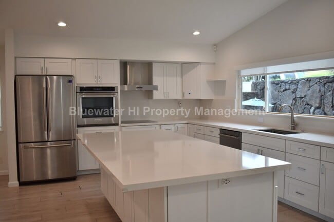 Building Photo - Waikele 4 bedroom, 3 bath home w/ enclosed garage