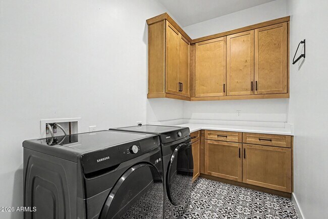 Building Photo - 17864 W Amberwood Dr