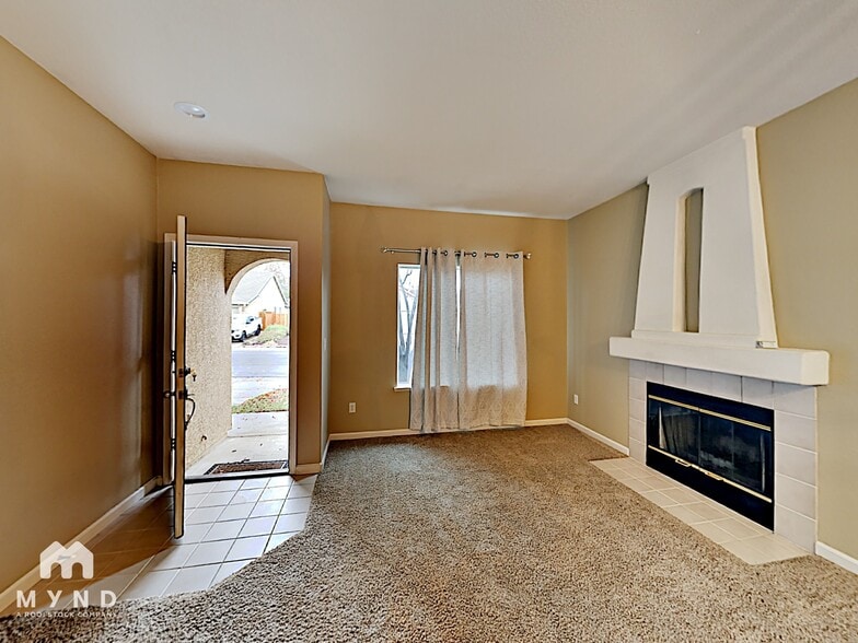 Building Photo - 133 Bridgeway Ct