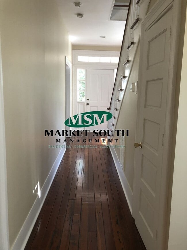 Building Photo - *REDUCED!!* Beautifully Renovated Victorian Home