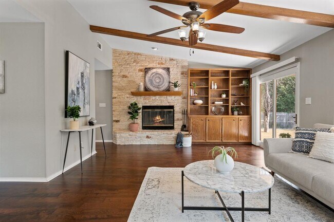 Building Photo - 20807 Boggy Ford Rd