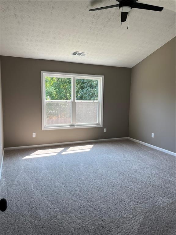 Building Photo - 2147 St Albans Pl