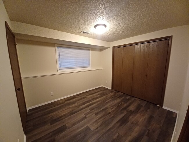 Building Photo - 10926 E Augusta Ct