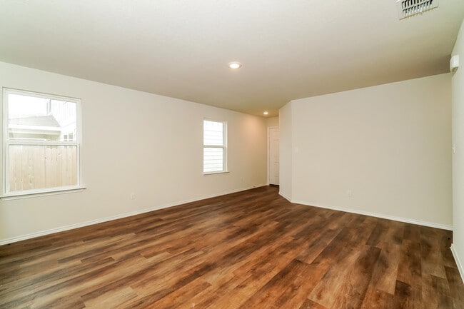 Building Photo - 4130 Lily Glade Ln