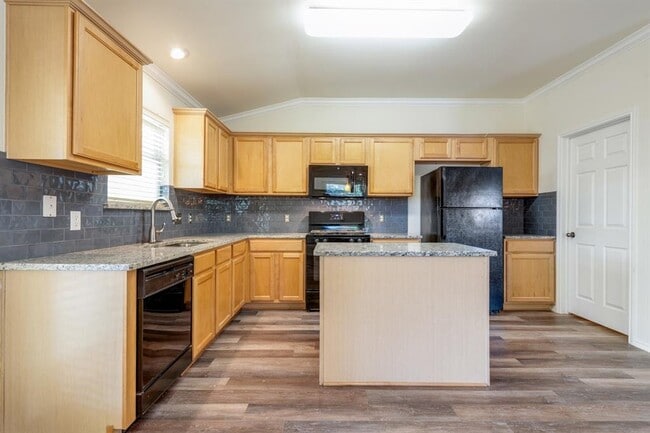 Building Photo - 3681 Spring Canyon Trail