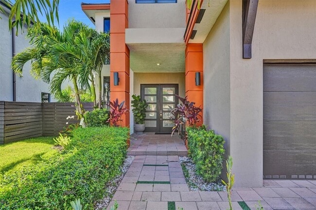 Building Photo - 15501 NW 88th Ave