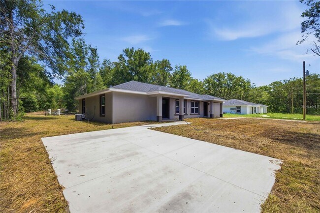 Building Photo - 5795 NW 11th Pl