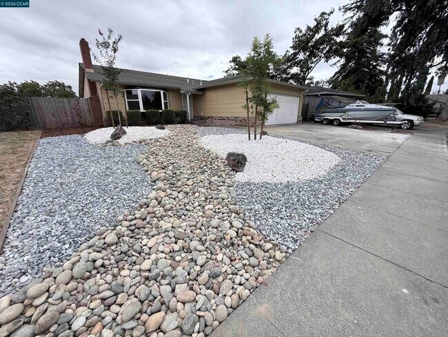 Building Photo - 2236 Currier Pl
