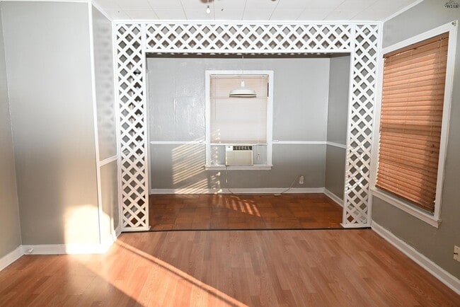 Building Photo - 3402 Grant St