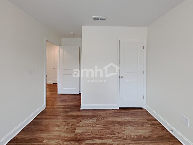 Building Photo - 3252 Brierhill Road