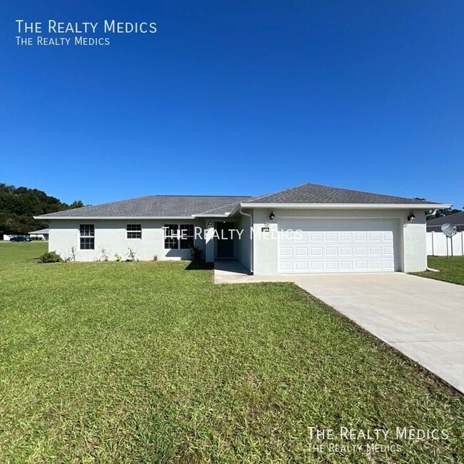 Building Photo - 1455 NE 161st St