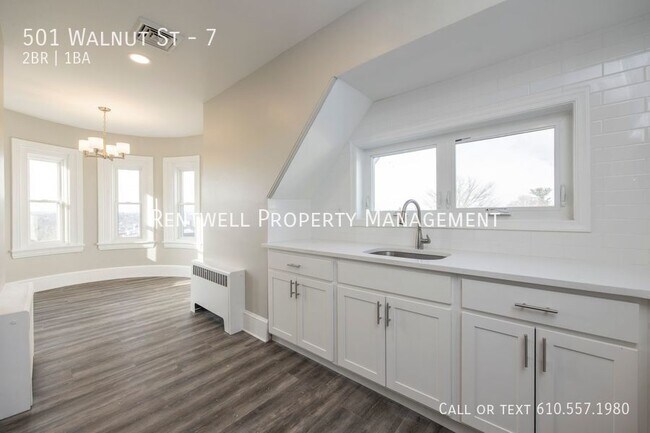 Primary Photo - 501 Walnut St