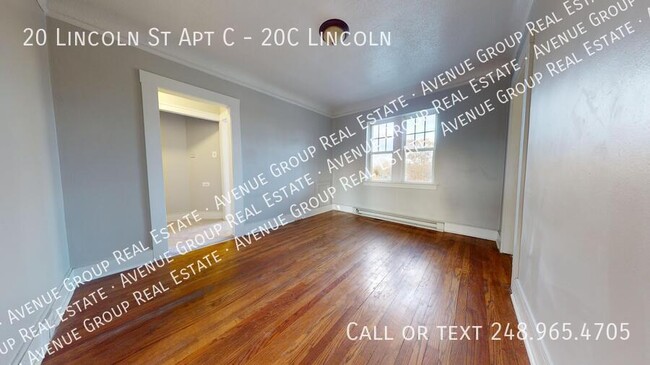 Building Photo - 20C Lincoln St - Great Pontiac 1Bed/1Bath ...