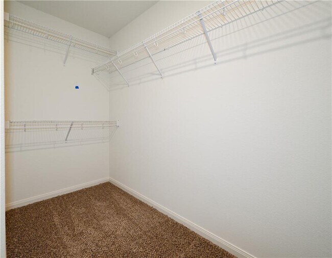 Building Photo - 252 Mount Vernon Way