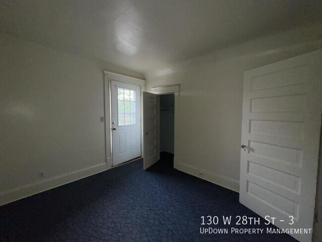 Building Photo - 130 W 28th St