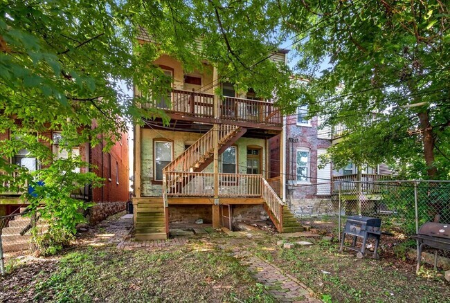 Building Photo - 3419 Montana St