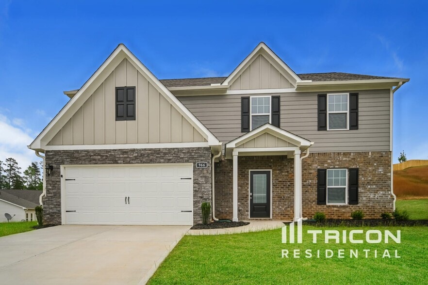 Building Photo - 966 Minden Terrace