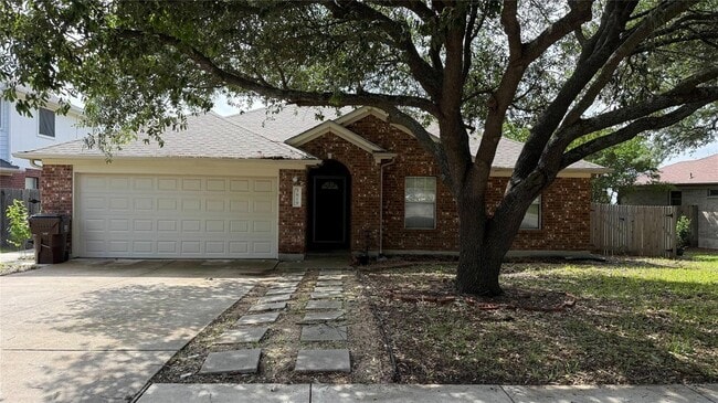 Primary Photo - 3819 Eagles Nest St