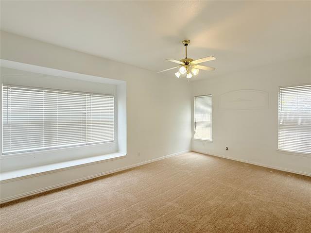 Building Photo - 1313 Baythorne Dr