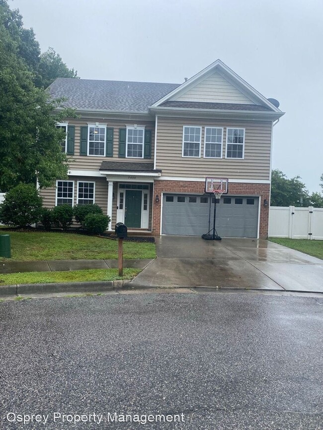 Primary Photo - 4 br, 2.5 bath House - 5400 Ann Arbor Lane