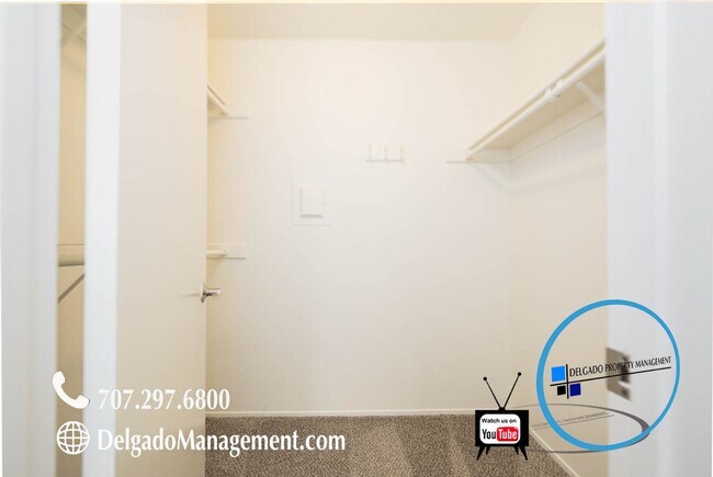 Building Photo - Benicia 2 bedroom condo