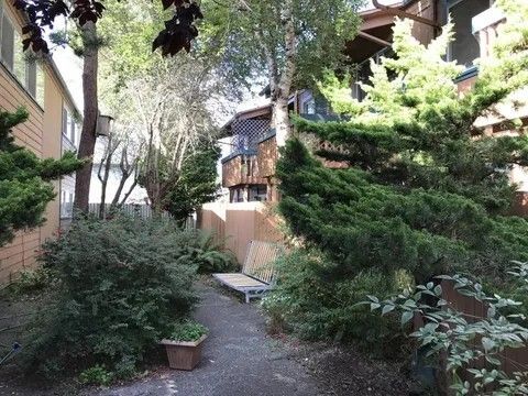 Primary Photo - 1080 8th St