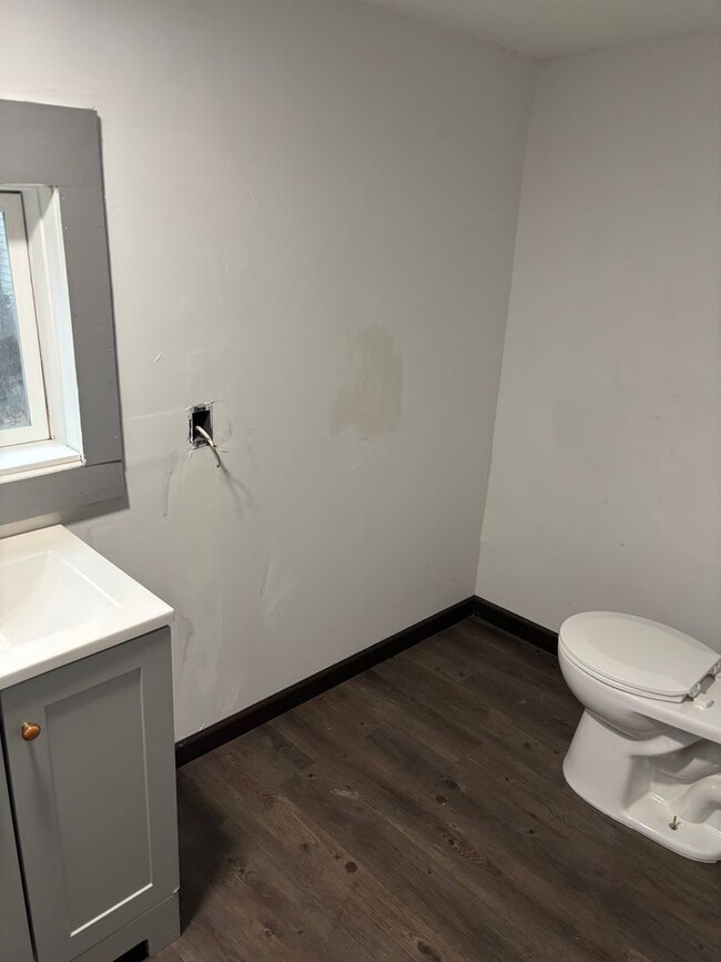 Building Photo - 3Bed New Phila Ranch Home for Rent