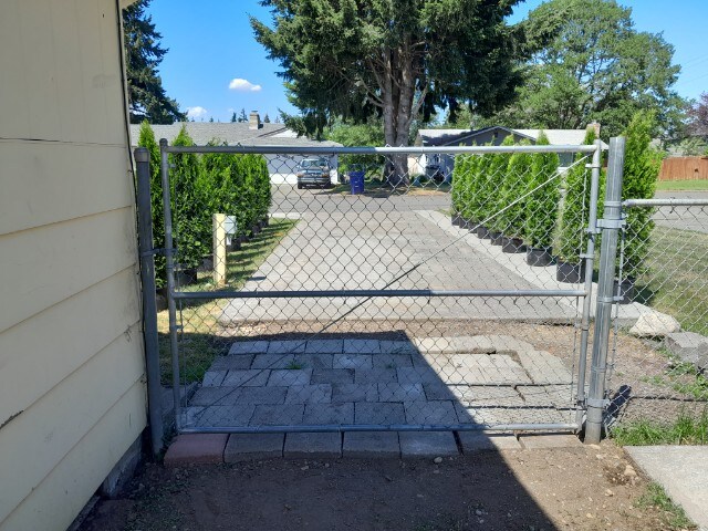 Primary Photo - 10708 102nd St SW