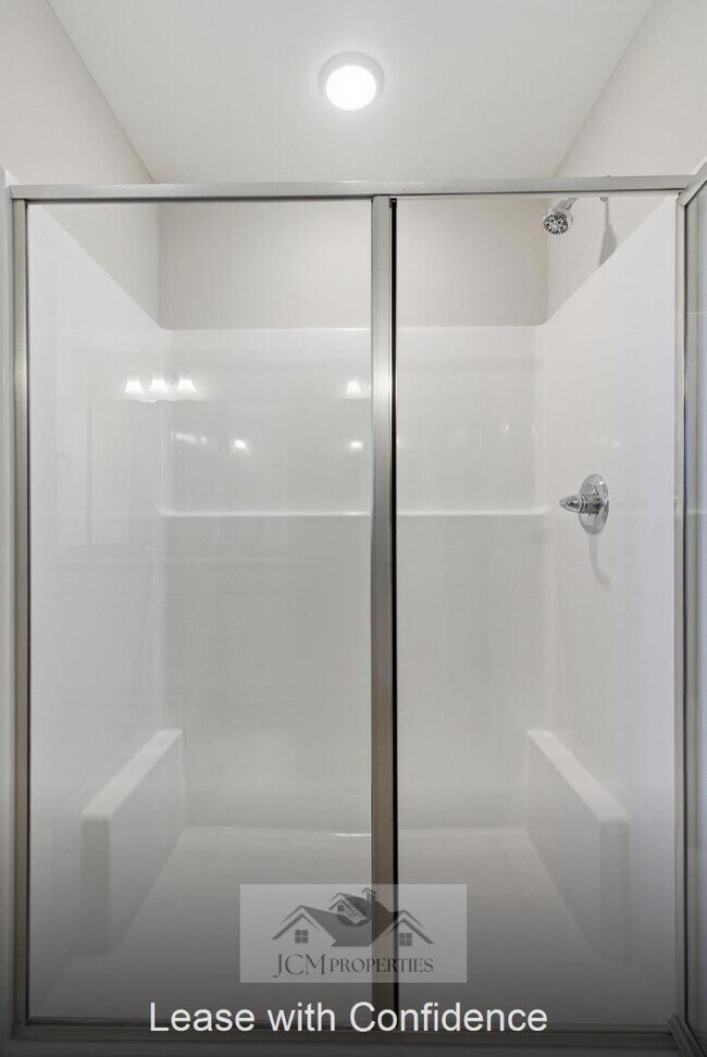 Building Photo - 109 Lambert Fld