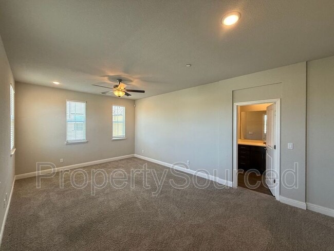Building Photo - 948 Posey St