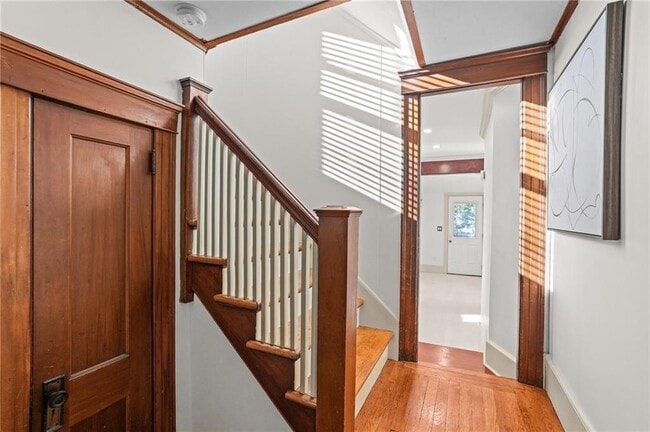 Building Photo - 36 Mt Hope Ave