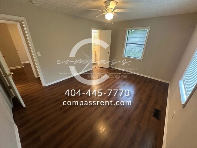 Building Photo - 3841 Bentley Dr