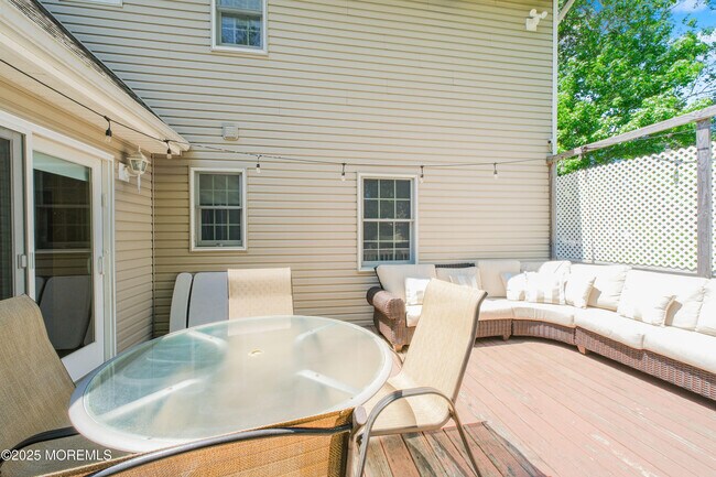 Building Photo - 209 Woodcrest Rd