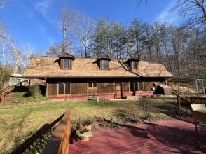 Building Photo - 51 Buck Spgs Acrs