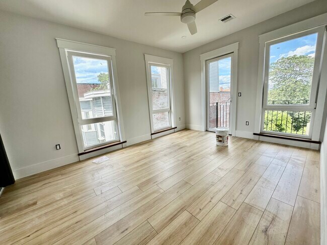 Building Photo - 99 Mount Pleasant Ave