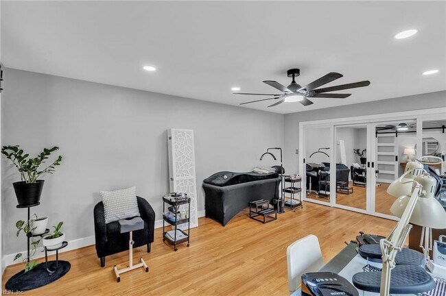 Building Photo - 5800 Barberry Ln