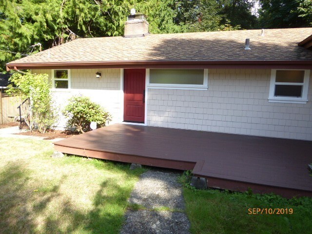 Building Photo - Remodeled 4 Bed 2 Bath Home Near Downtown ...