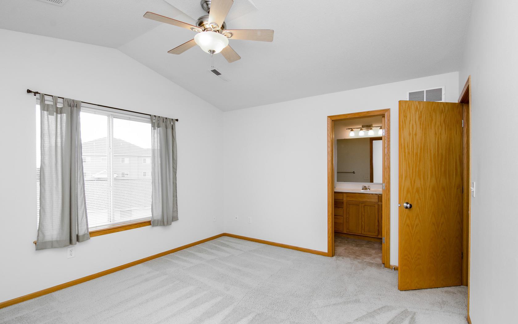 Building Photo - 534 Sicily Ct