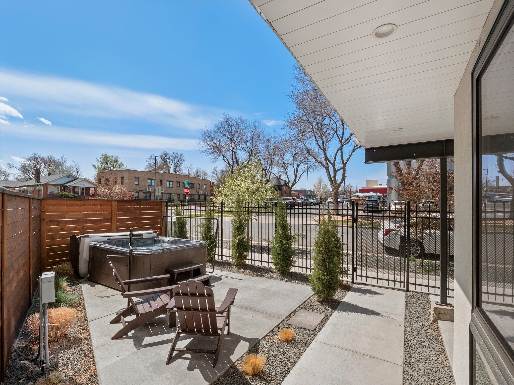 Hot Tub (Shared w Neighbor Unit) - 3840 Eliot St