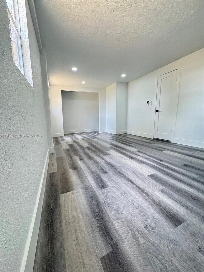 Building Photo - 17645 NW 37th Ave