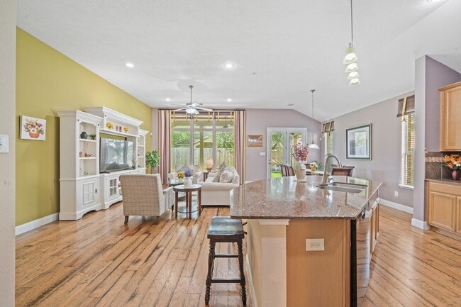 Building Photo - 16514 Sheffield Run Dr