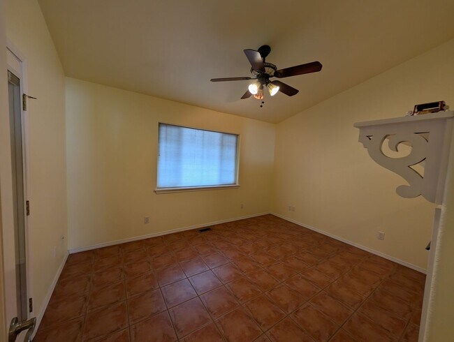 Building Photo - 224 Capitan Cir