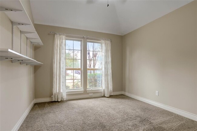 Building Photo - 28310 Lauren Cove Ln
