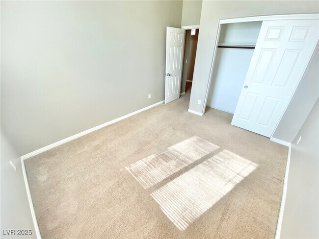 Building Photo - 81 Avenza Dr