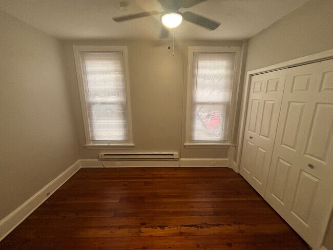 Building Photo - 177 - 501 Montgomery-